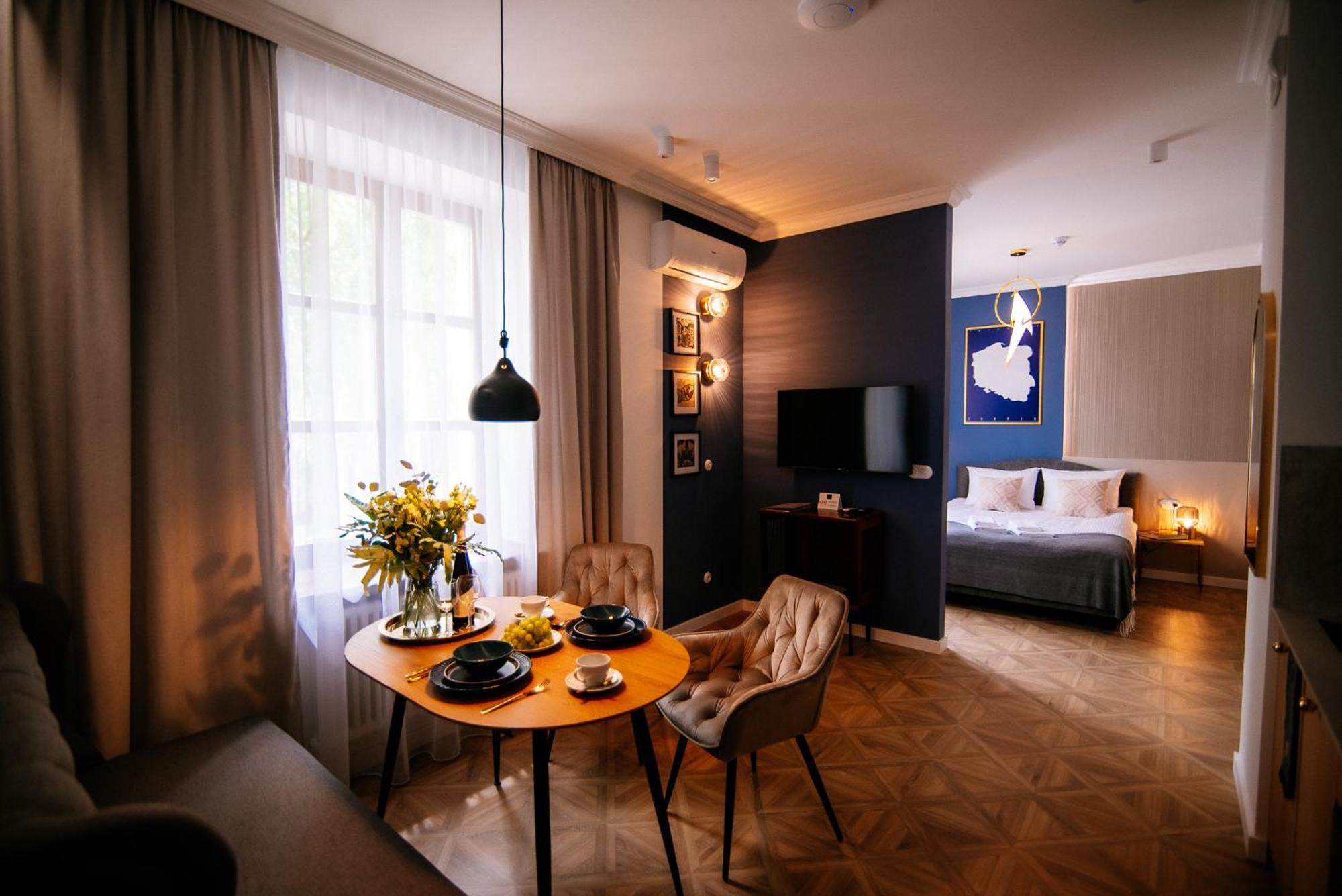 Apartamenty Chopina Stare Miasto Zamosc, Apartamenty Dwuosobowe, Apartamenty Czteroosobowe Z Prywatna Sauna Exteriör bild